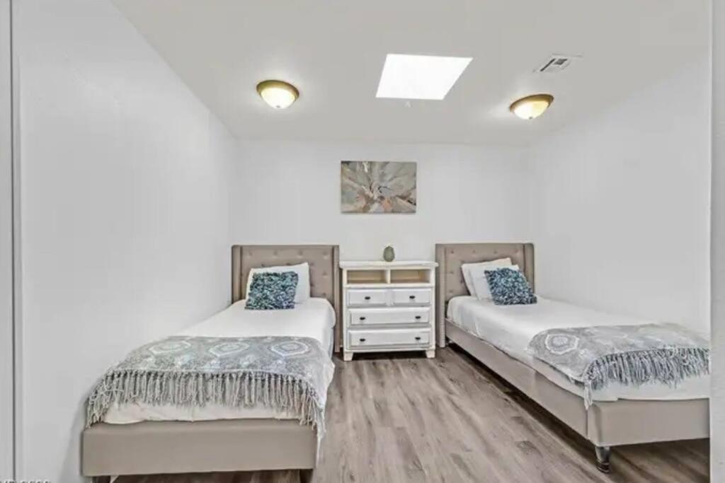 Villa Beautiful Oasis With Rv Or Boat Parking à Henderson Extérieur photo